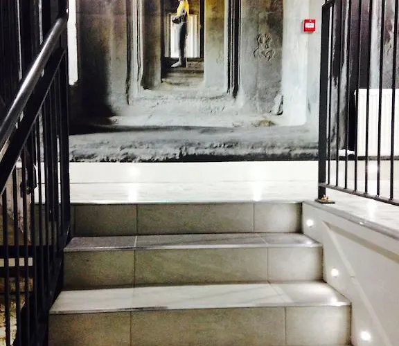 Bunk Boutique Γκάλγουεϊ